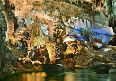 Quang Binh quatre sites touristiques dans le Guinness du Vietnam